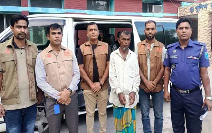 মানিকগঞ্জে শ্বাসরোধ করে চাকুর আঘাতে গৃহবধূকে হত্যা