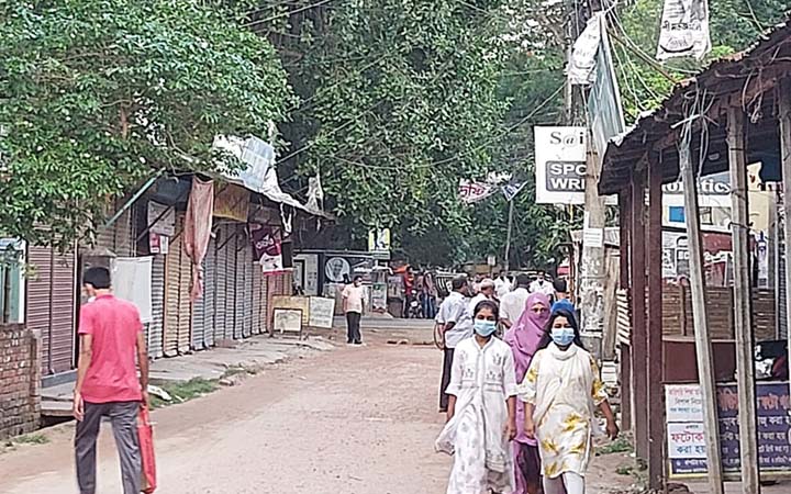 পাবনায় যুবককে কুপিয়ে হত্যা