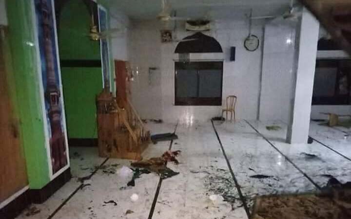মসজিদে  বিস্ফোরণে মৃত্যুর সংখ্যা বেড়ে ১৪