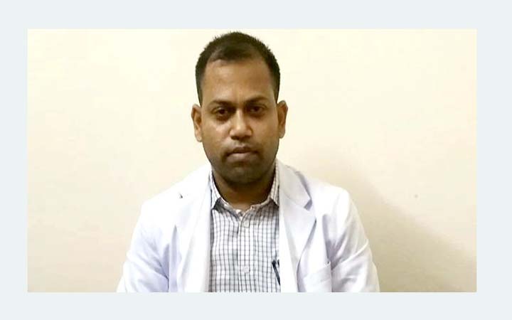 এবার টিটিইকে গুলি করার হুমকি দিলেন এএসআই