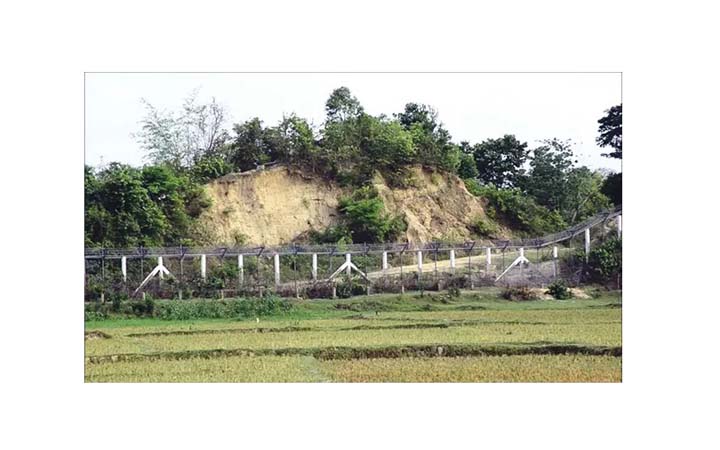 সীমান্তে আবারো উত্তেজনা : গুলির শব্দে আতঙ্কে স্থানীয়রা