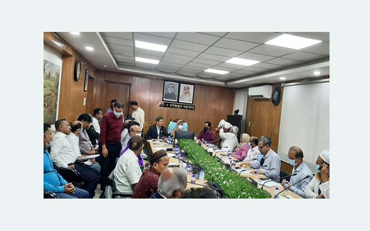 সোমবার থেকে সারা দেশে রাত ৮টার পর দোকানপাট বন্ধ