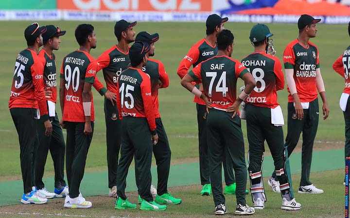 টি২০ বিশ্বকাপে বাংলাদেশের দল ঘোষণা : নেই মাহমুদুল্লাহ