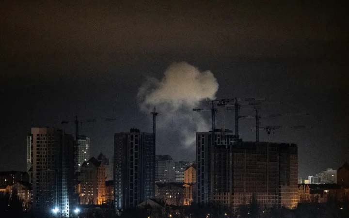 ইউক্রেনে রাশিয়ার ব্যাপক ড্রোন হামলা
