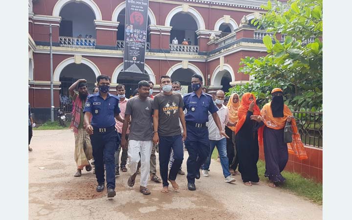 পাবনা অটোরিক্সা চালক হত্যা মামলায় দুই জনের ফাঁসির আদেশ