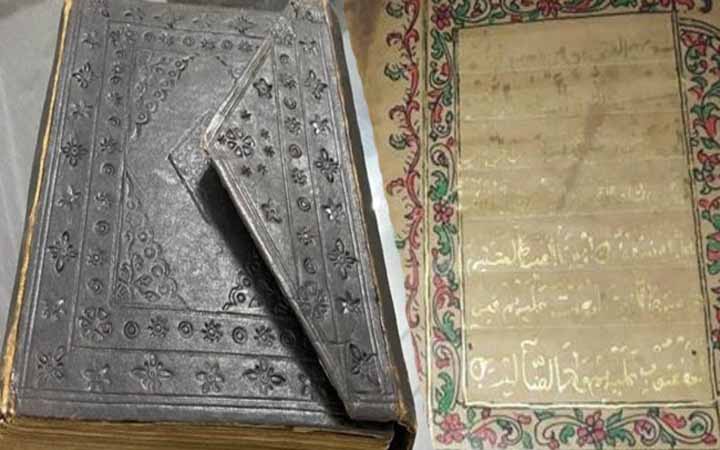 বাংলাদেশে পাচারের আগে উদ্ধার সোনার কুরআন