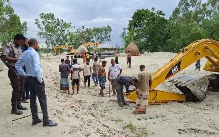 শেরপুরে অবৈধভাবে বালু উত্তোলনে ৮০ হাজার টাকা জরিমানা