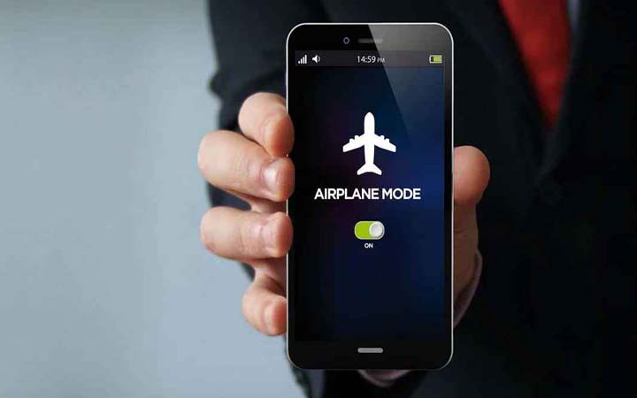 ফোনের এরোপ্লেন মোডের এই ব্যবহার জানেন না অনেকেই