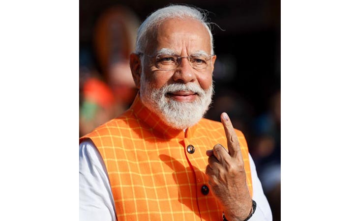 ভোট দিলেন ভারতের প্রধানমন্ত্রী নরেন্দ্র মোদি