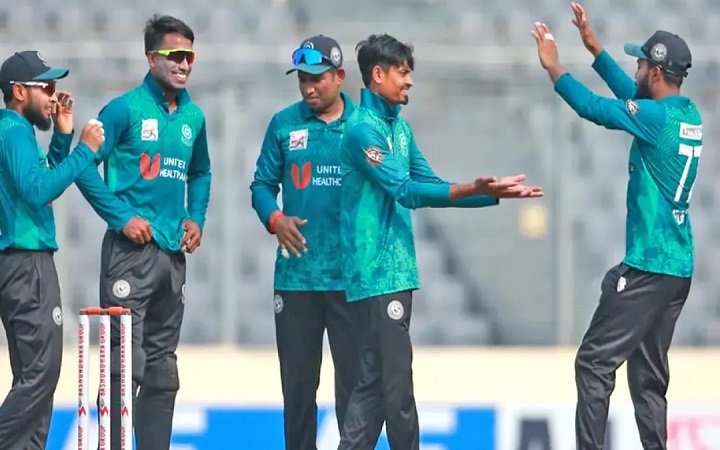 শীর্ষে মোহামেডান, তবুও শিরোপা জয় নিয়ে ভয় কোচের