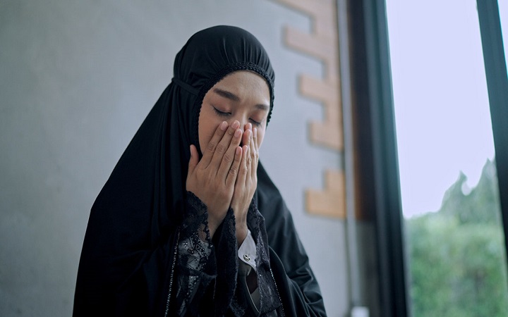 নরমাল ডেলিভারির জন্য যেসব আমলে গুরুত্ব দিতে পারেন