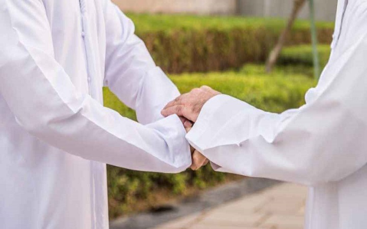 ঐক্য গড়ার যে উপায় হাতে-কলমে শিখিয়েছে ইসলাম