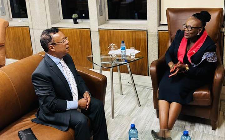 নামিবিয়ার মন্ত্রীর সঙ্গে বাংলাদেশি দূতের সাক্ষাৎ