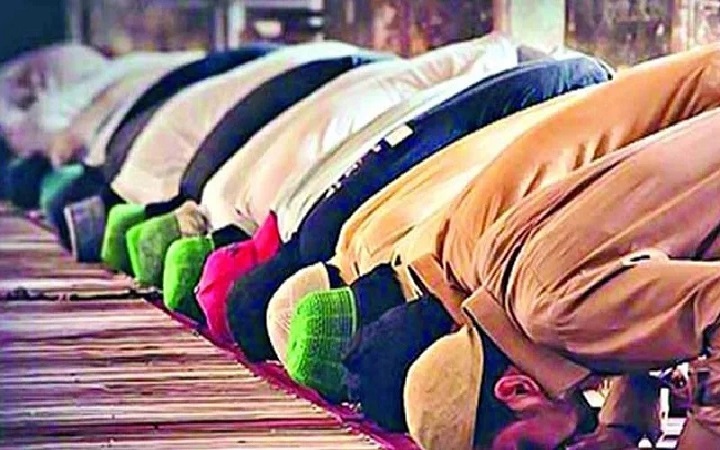 টানা ৪০ দিন জামাতে নামাজ আদায়ের ফজিলত ও মর্যাদা