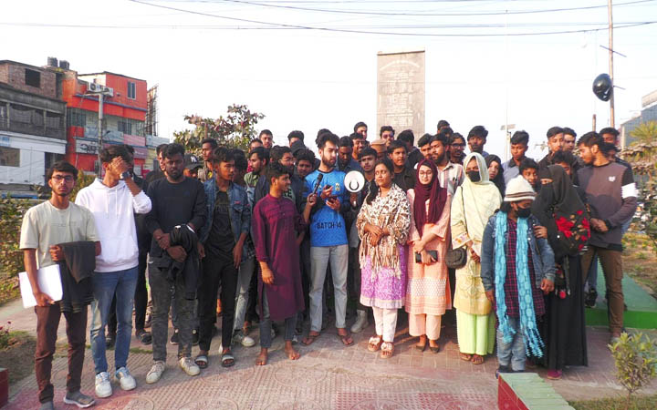 নাটোরে বৈষম্যবিরোধী ছাত্র আন্দোলনের কমিটি একাংশের প্রত্যাখ্যান
