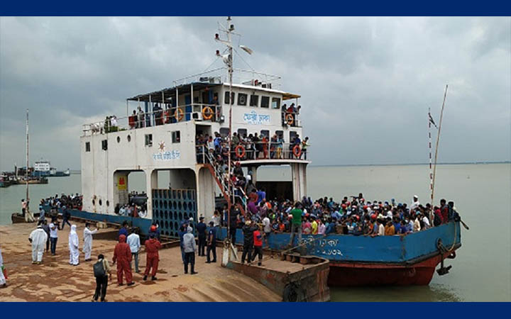 ঈদযাত্রায় ফেরিতে স্বস্তি দক্ষিণাঞ্চলের মানুষ