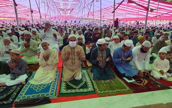 গোপালগঞ্জে ঈদের প্রধান জামাত অনুষ্ঠিত