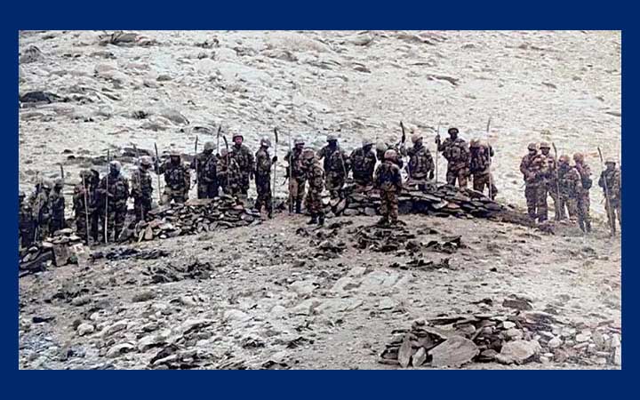 চীন সীমান্তে ৫ ভারতীয় সেনা নিহত