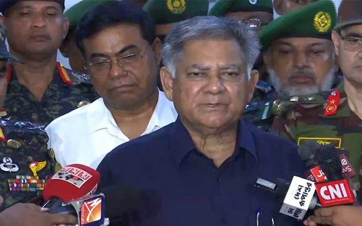 সাত দিনের মধ্যে অবৈধ অস্ত্র জমার নির্দেশ