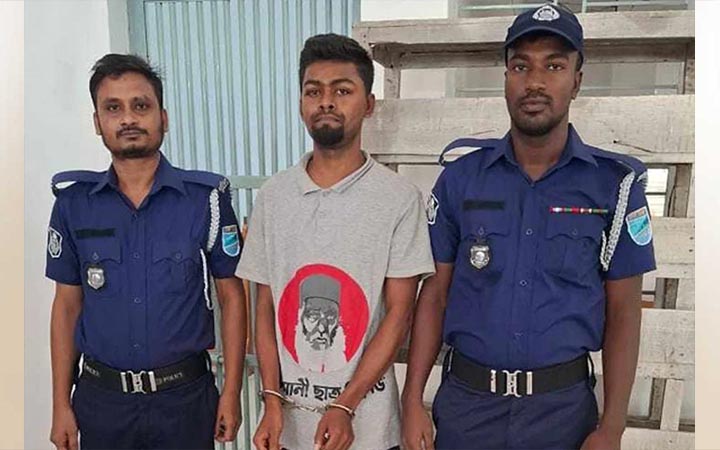 ছাত্র সমন্বয়ক পরিচয়ে চাঁদাবাজি, যুবক গ্রেফতার