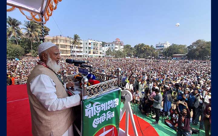 ইনসাফের বাংলাদেশ গড়তে ‌‘হ্যাঁ’ ভোট দিতে হবে: জামায়াত আমির