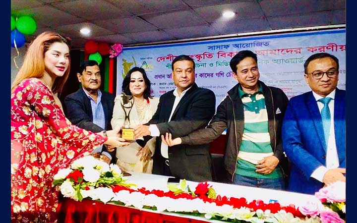 অপসংস্কৃতি বিবেকের দরজায় তালা লাগায় : কাদের গনি চৌধুরী