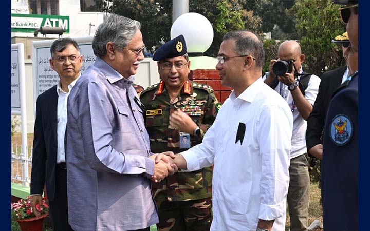 রাষ্ট্রপতির সঙ্গে প্রধানমন্ত্রীর সাক্ষাৎ