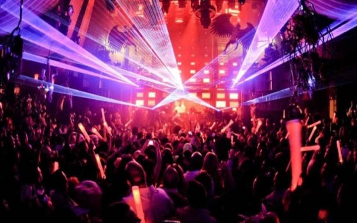 সৌদিতে চালু হলো নাইট ক্লাব, ঢুকতে পারবেন নারীরাও
