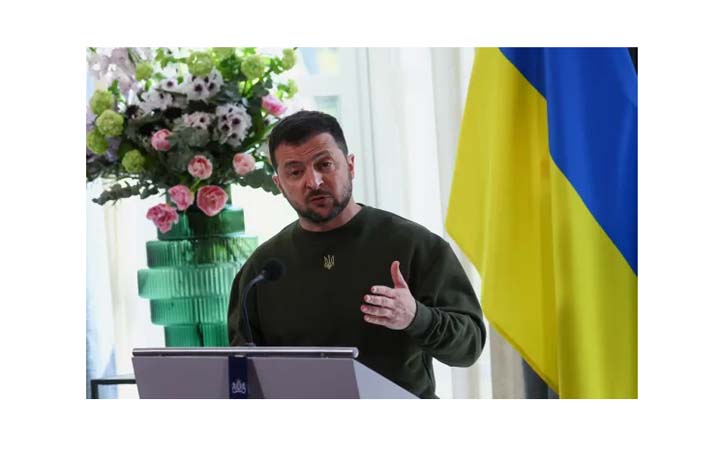 পাল্টা আক্রমণের জন্য আরেকটু সময় প্রয়োজন : জেলেনস্কি