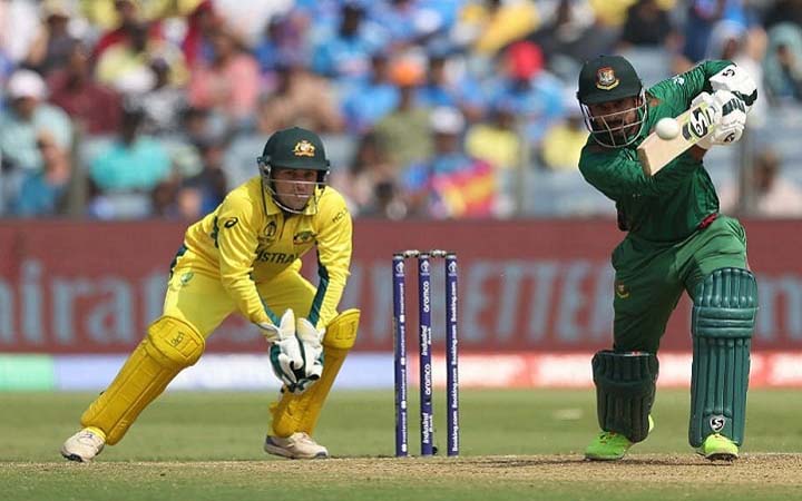 অস্ট্রেলিয়াকে ৩০৭ রানের লক্ষ্য দিলো বাংলাদেশ