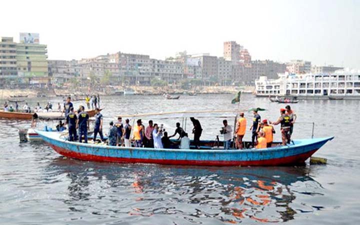 বুড়িগঙ্গায় লঞ্চডুবি: মৃতের সংখ্যা বেড়ে ২০