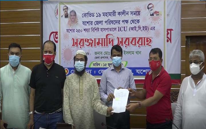 যশোর জেনারেল হাসপাতালের আইসিইউতে মনিটরসহ বিভিন্ন সরঞ্জামাদি সরবরাহ