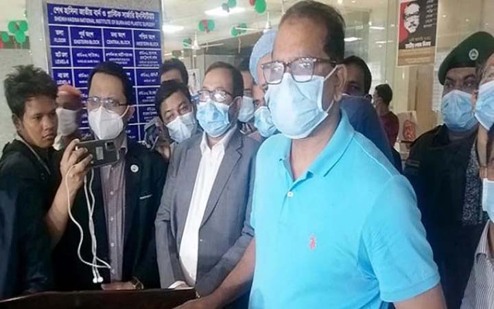 লঞ্চে অগ্নিকাণ্ডে ৪১ জনের মৃত্যু : স্বাস্থ্যসচিব