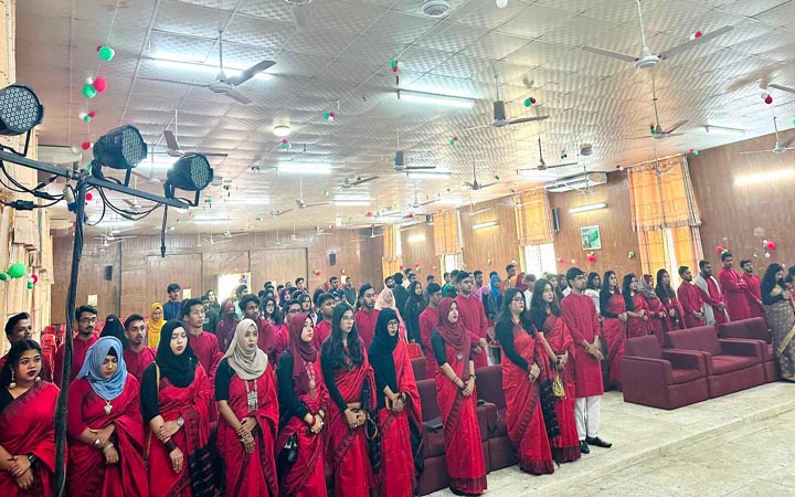 নোবিপ্রবিতে সমাজকর্ম বিভাগের ১ম ব্যাচের বিদায়ী সংবর্ধনা