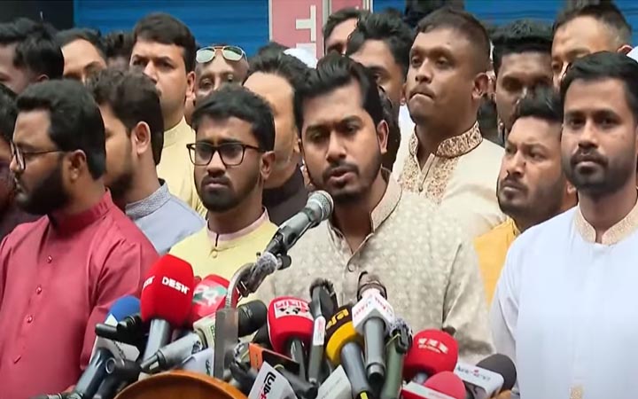 সেনাবাহিনী পাশে না দাঁড়ালে গৃহযুদ্ধের পরিস্থিতি হতো : নুরুল হক