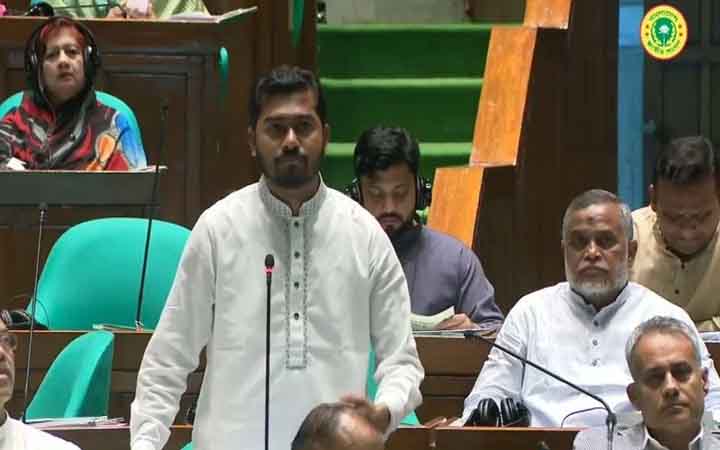 সৌদিসহ মধ্যপ্রাচ্যের প্রবাসীদের সমস্যা সমাধানে সরকার আন্তরিক: বৈদেশিক কর্মসংস্থান প্রতিমন্ত্রী