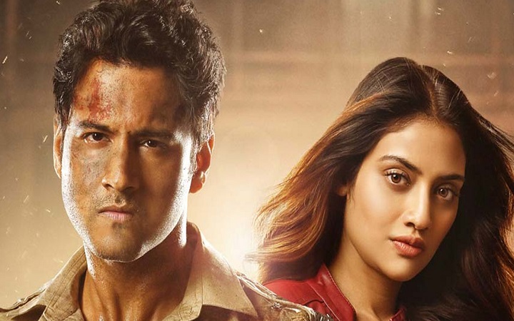 ‘মেন্টাল’-এর পোস্টার প্রকাশের পর যা বললেন যশ-নুসরাত