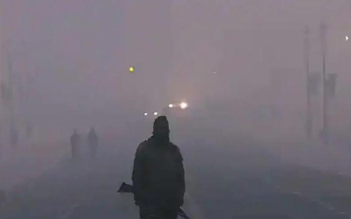 ভারতের কানপুরে তীব্র শীতে ৯৮ জনের মৃত্যু