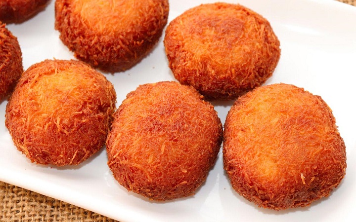 ইফতারে লাচ্ছা সেমাই দিয়ে পিঠা তৈরির সহজ রেসিপি