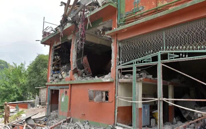 ভারতের হামলায় পাকিস্তানে নিহতের সংখ্যা বেড়ে ৩১