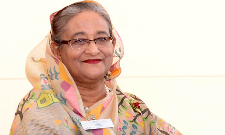প্রধানমন্ত্রীর বাম  চোখে অস্ত্রোপচার