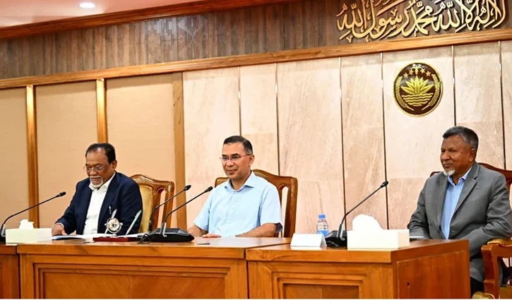 দেশ ও মানুষের কল্যাণে কাজ করুন: ইউএনওদের প্রধানমন্ত্রী