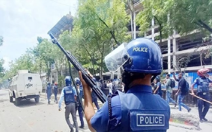 নারায়ণগঞ্জে বিএনপি-পুলিশ সংঘর্ষ, গুলিবিদ্ধ ৩
