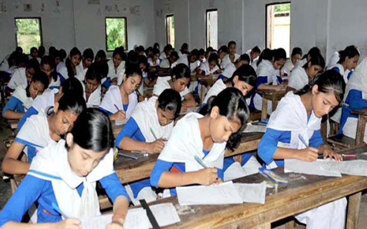 পিইসি পরীক্ষা কেন্দ্রীয়ভাবে না নেওয়ার প্রস্তাব