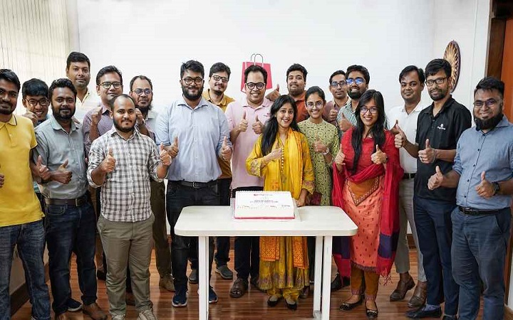 অপারেশনাল প্রফিটের মাইলফলক স্পর্শ করল প্রিয়শপ