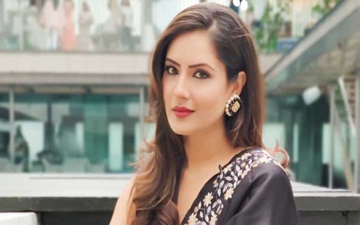 বিয়ের খরচ দুস্থদের জন্য দান করলেন অভিনেত্রী