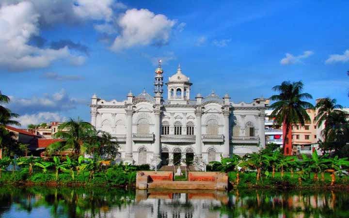 আওয়ামী লীগ : রোজগার্ডেন থেকে গণভবন