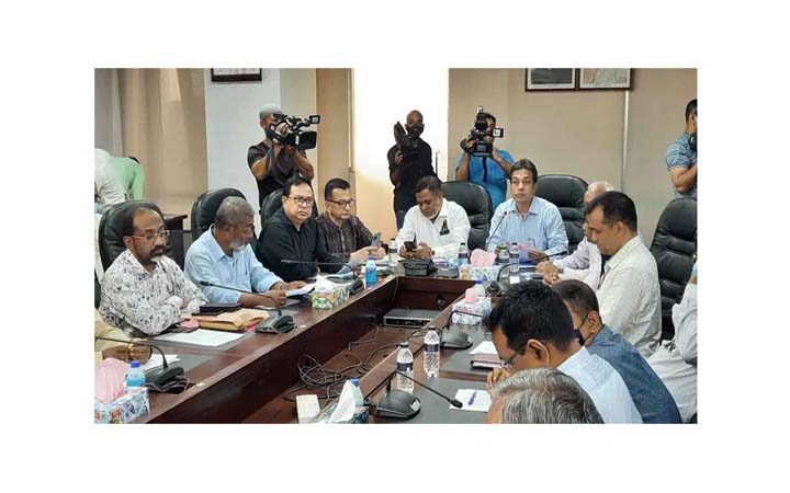 বাস ভাড়া পুনর্নির্ধারণে বৈঠকে বিআরটিএ