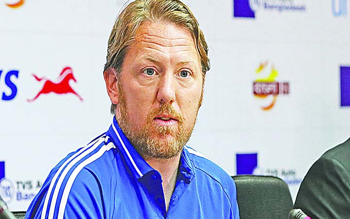 করোনায় আক্রান্ত কোচ জেমি ডে