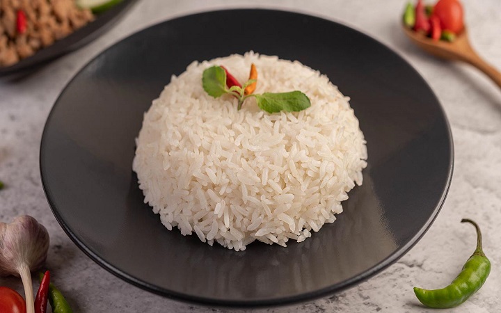 সাদা ভাত খেলে কি ওজন বাড়ে?